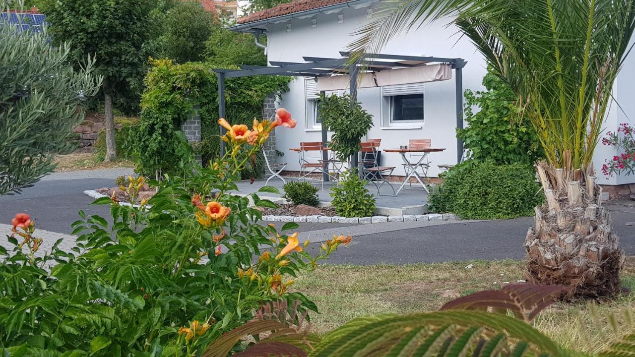 Hasloch  Travelers Home מראה חיצוני תמונה